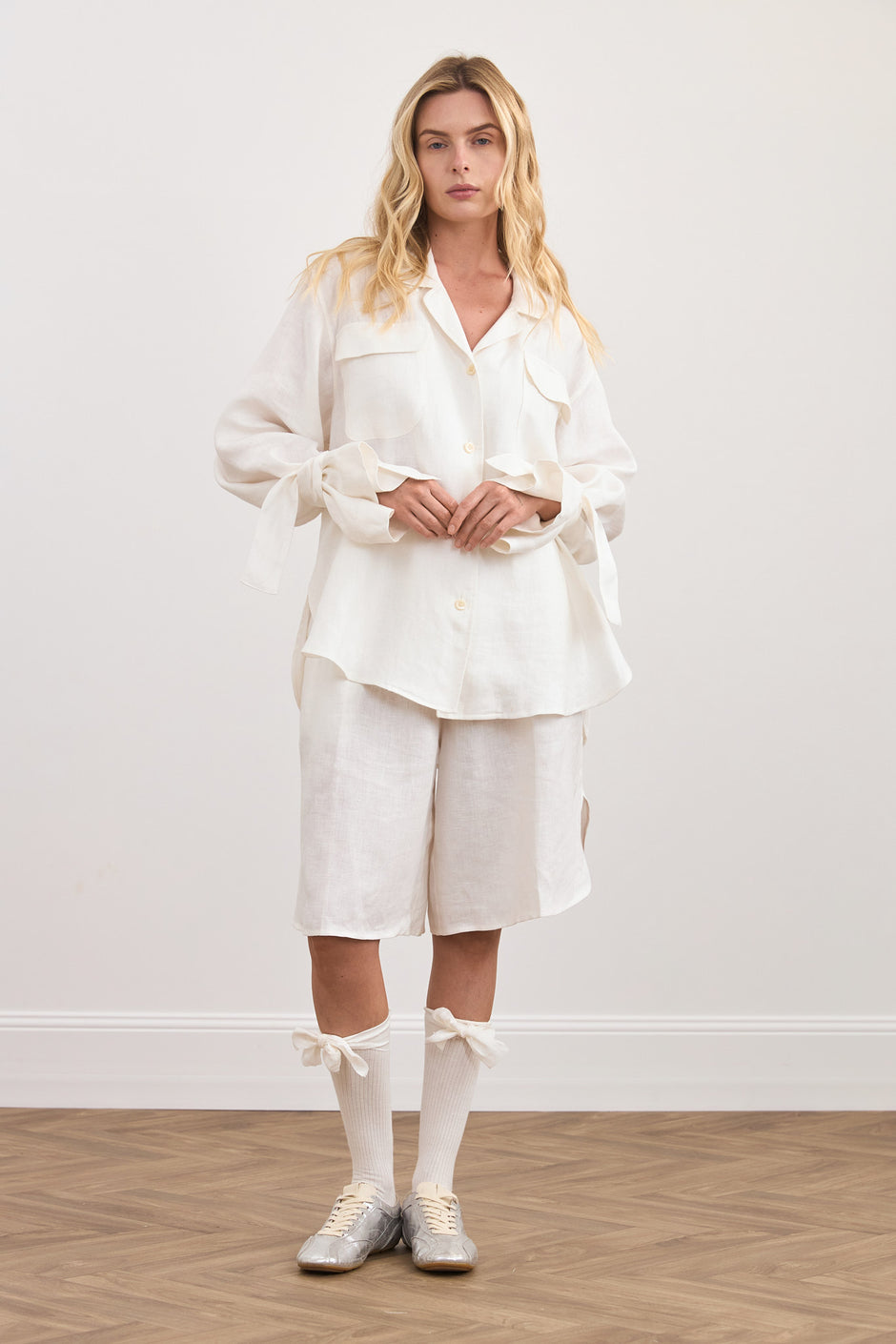 Льняні широкі шорти