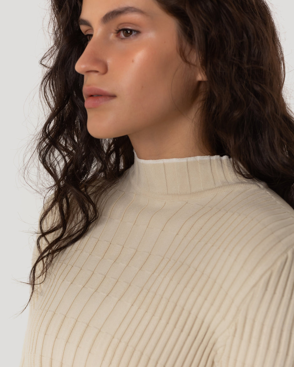 Сукня вертикальної в’язки