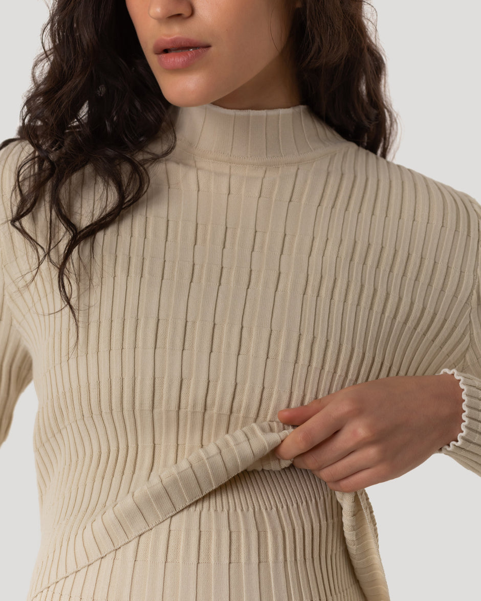 inner-tiger-cream-ribbed-knit-dress-breastfeeding-friendly-relaxed-front